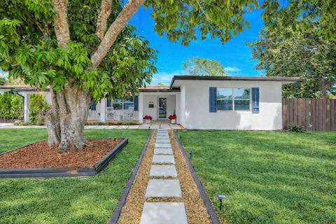 9305 SW 178th Ter Palmetto Bay FL 33157