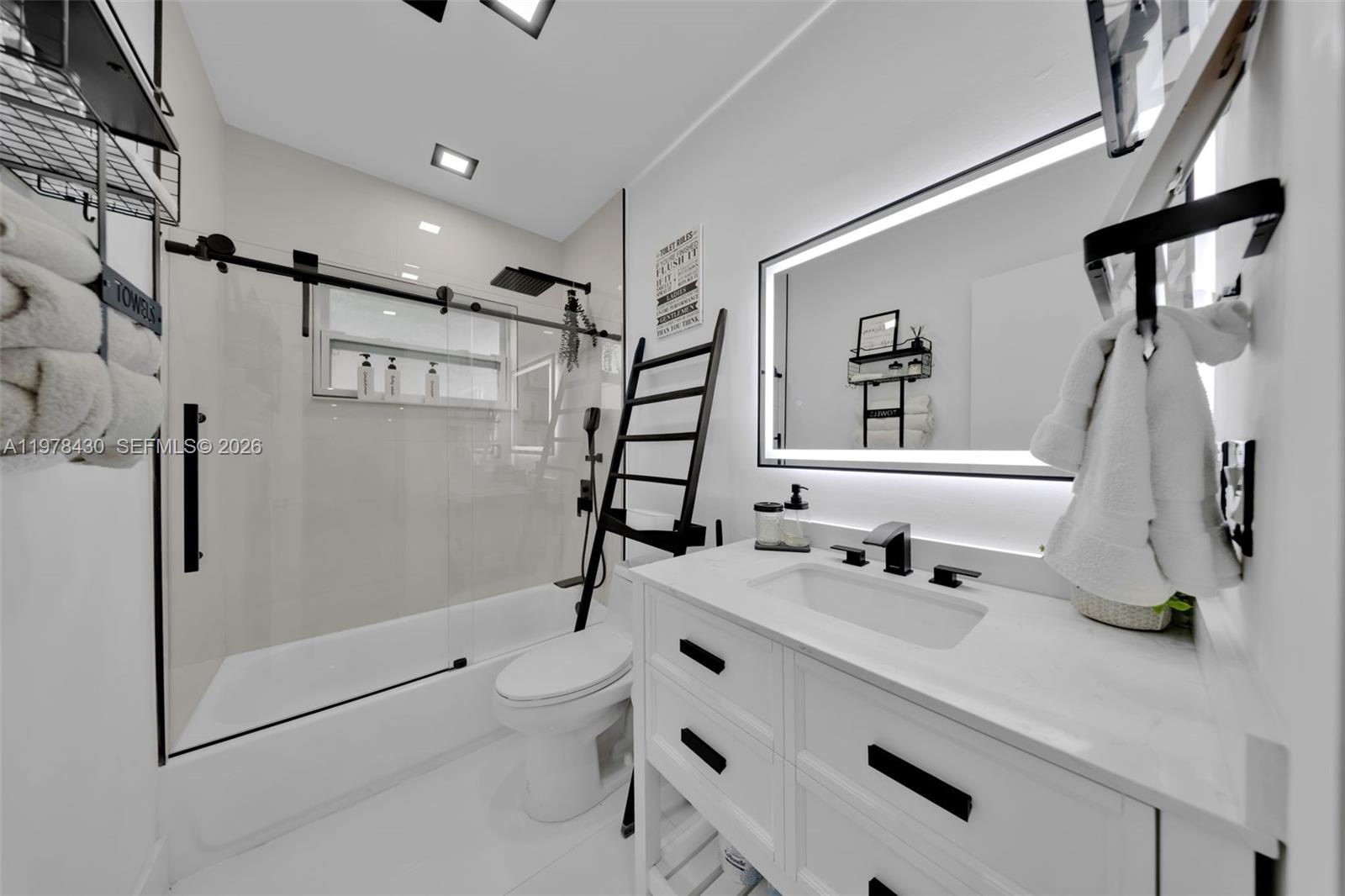 ORCHARD ESTATES - Residential