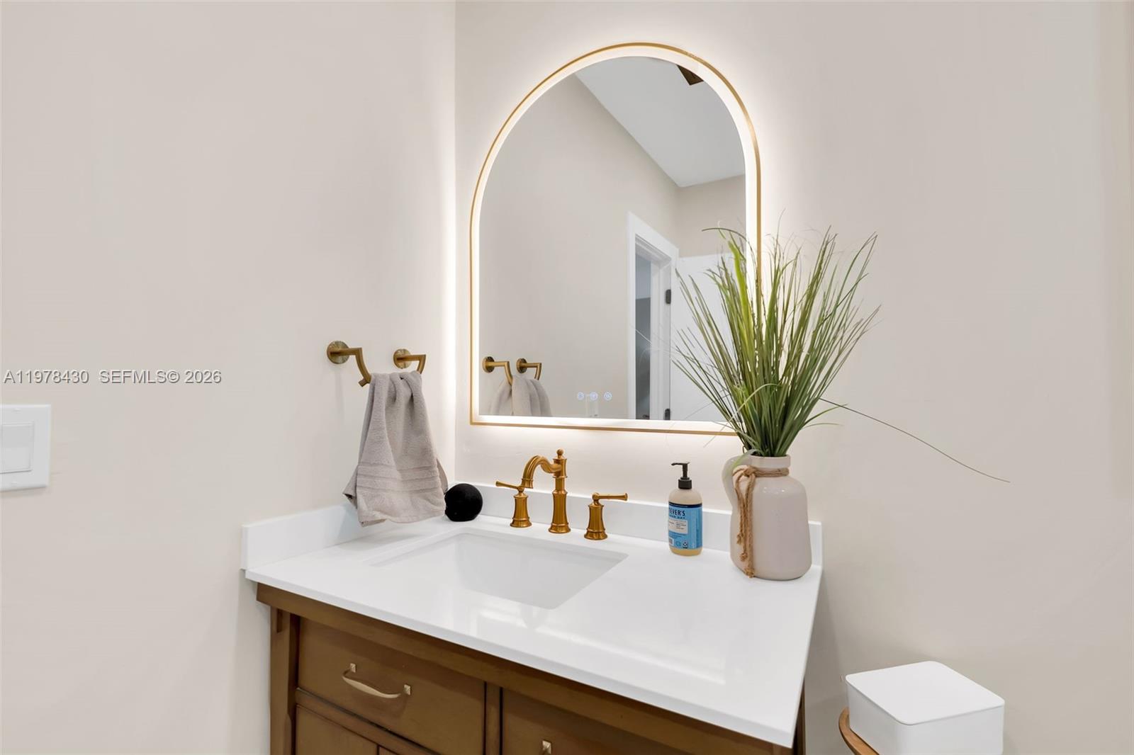 ORCHARD ESTATES - Residential