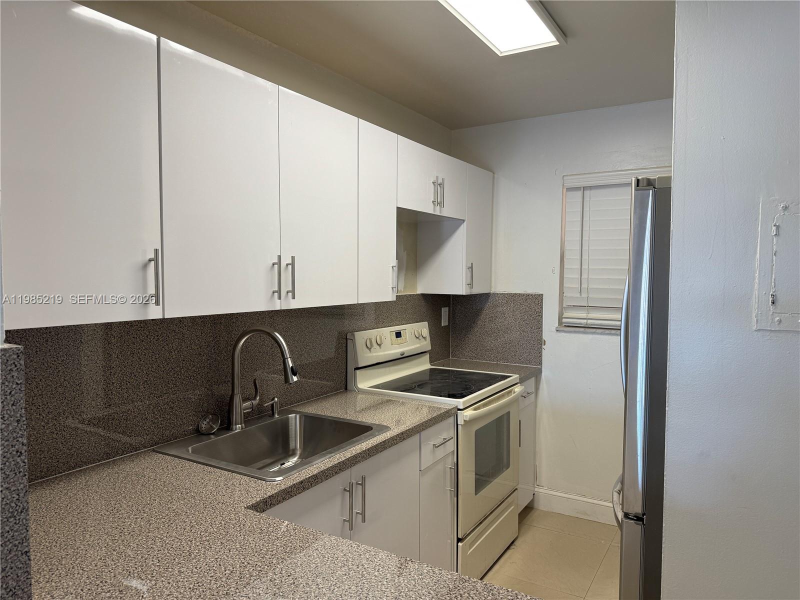 FOCSA CONDO - Residential Lease