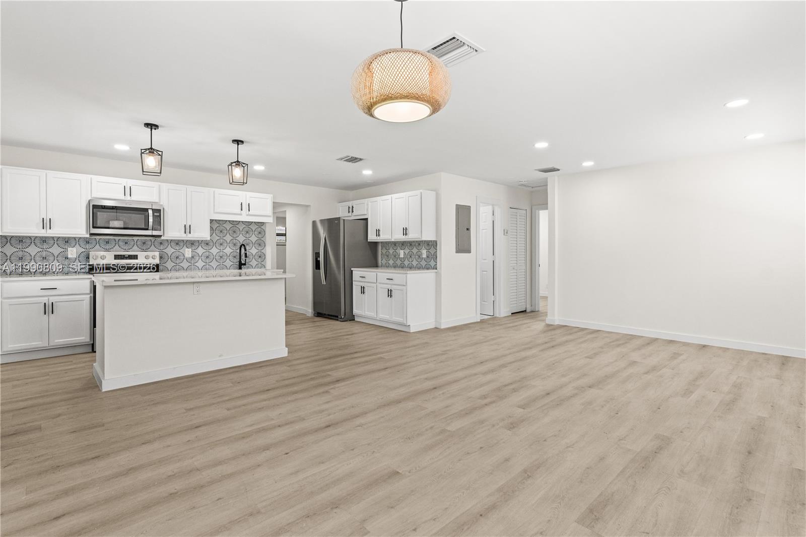 BELLEHAVEN UNIT A - Residential