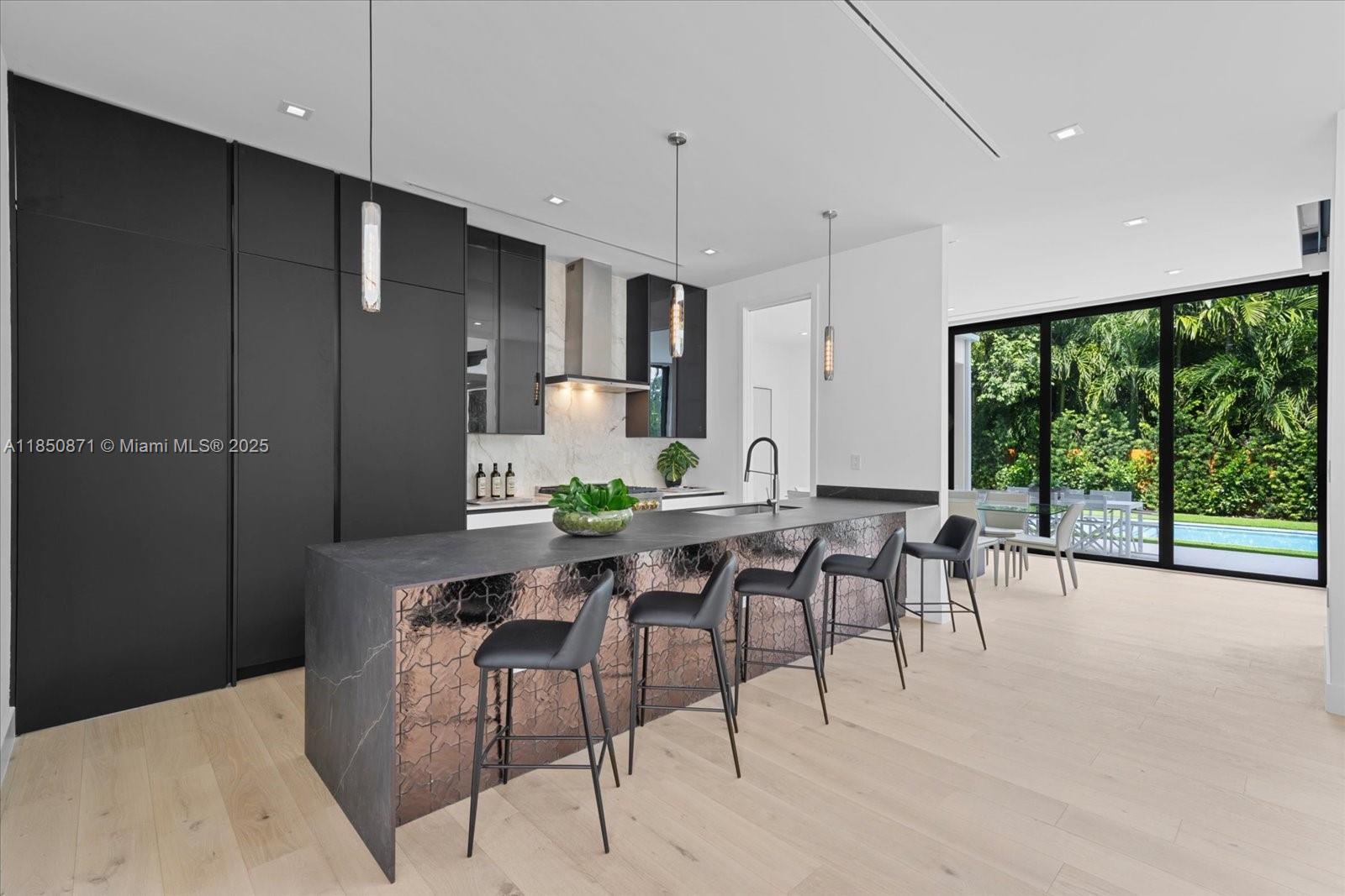 HIBISCUS ISLAND - Residential