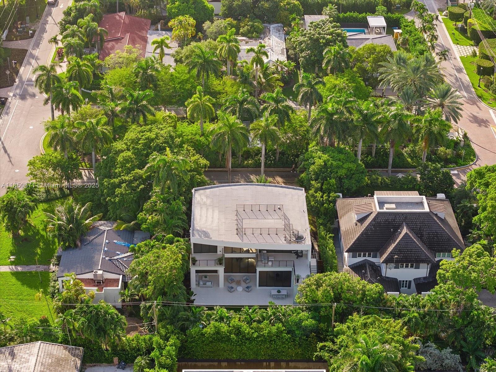 HIBISCUS ISLAND - Residential