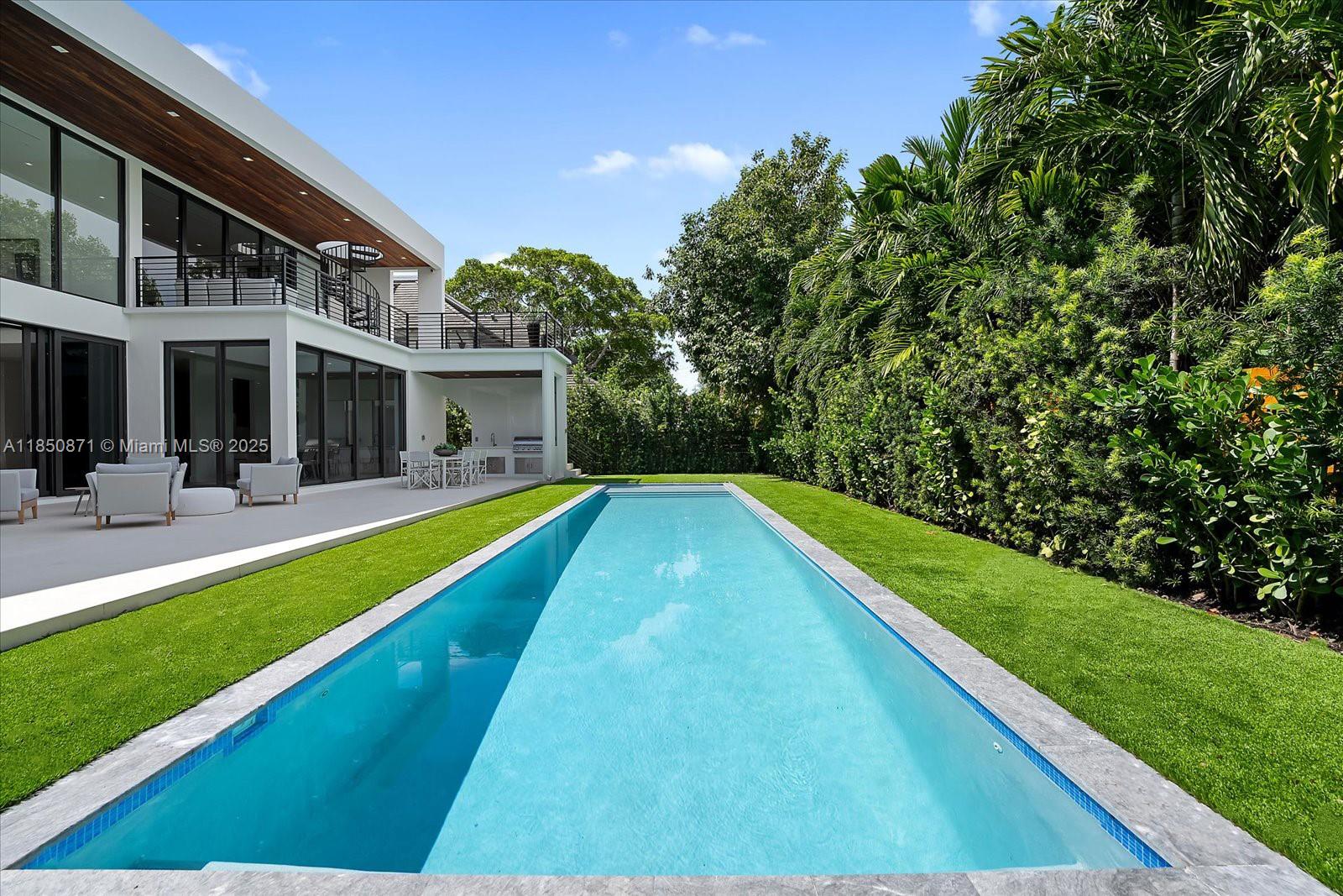 HIBISCUS ISLAND - Residential