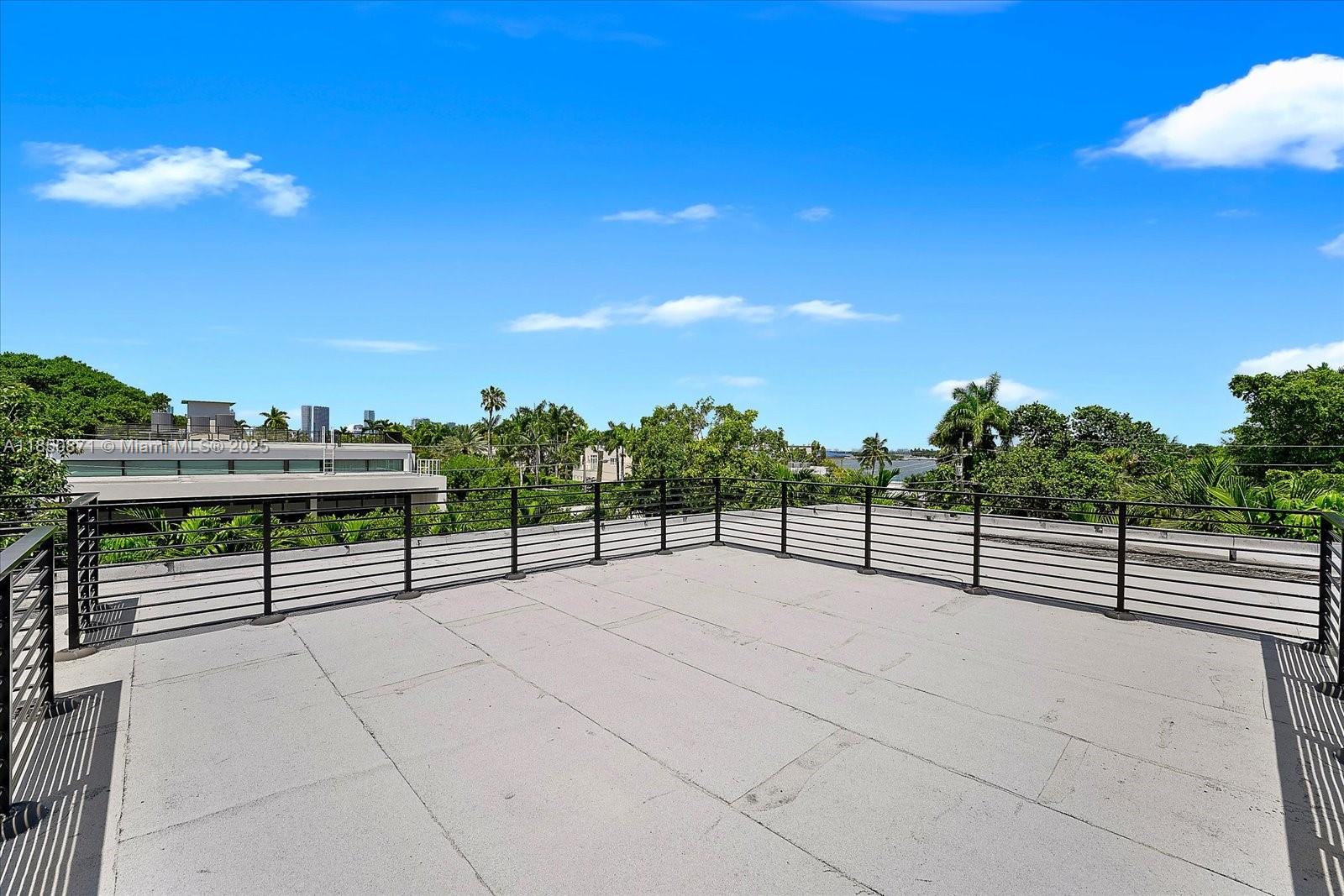 HIBISCUS ISLAND - Residential