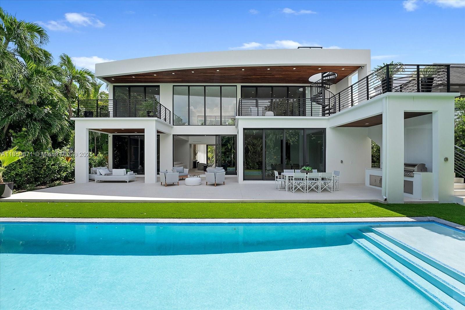 HIBISCUS ISLAND - Residential