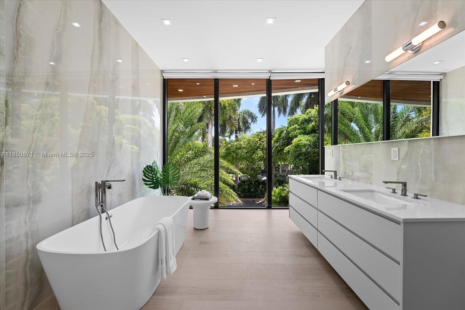 HIBISCUS ISLAND - Residential