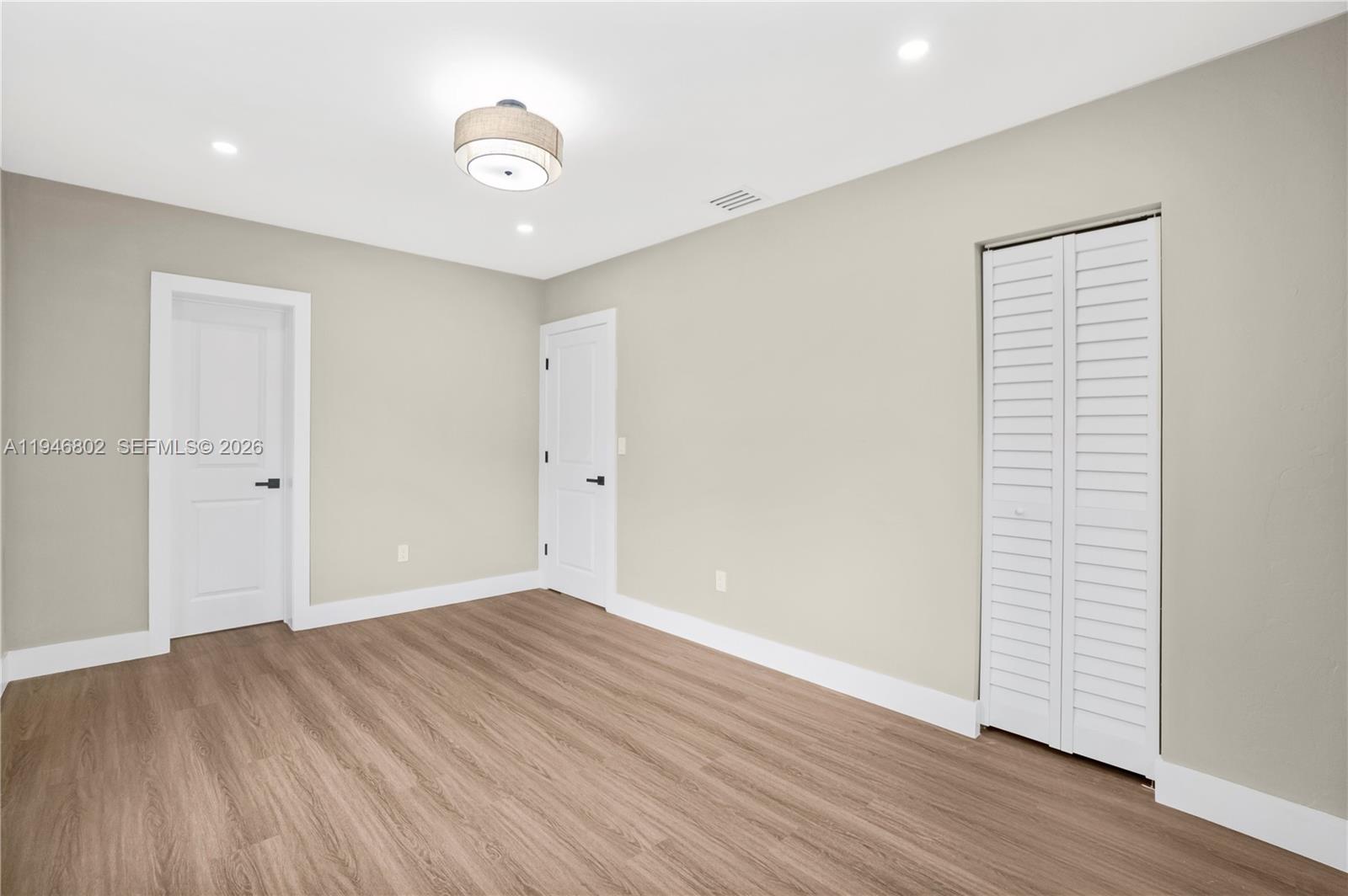 W BUENA VISTA CEN - Residential