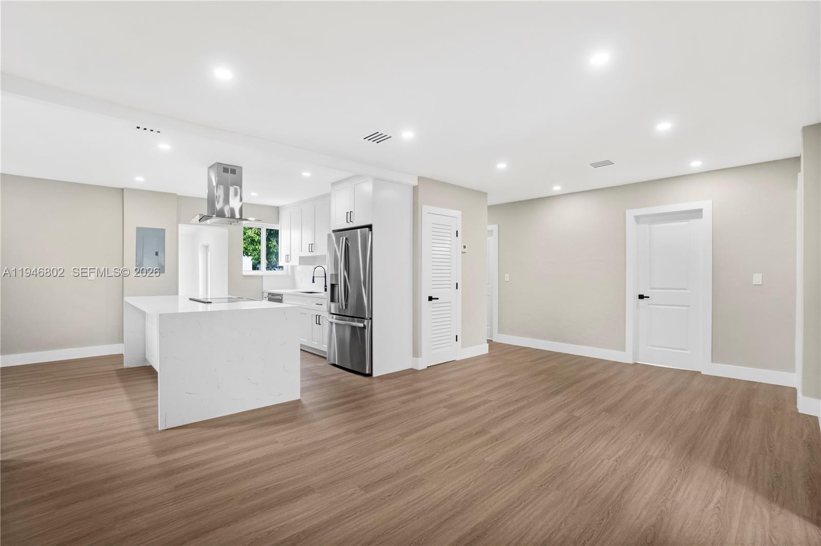 W BUENA VISTA CEN - Residential