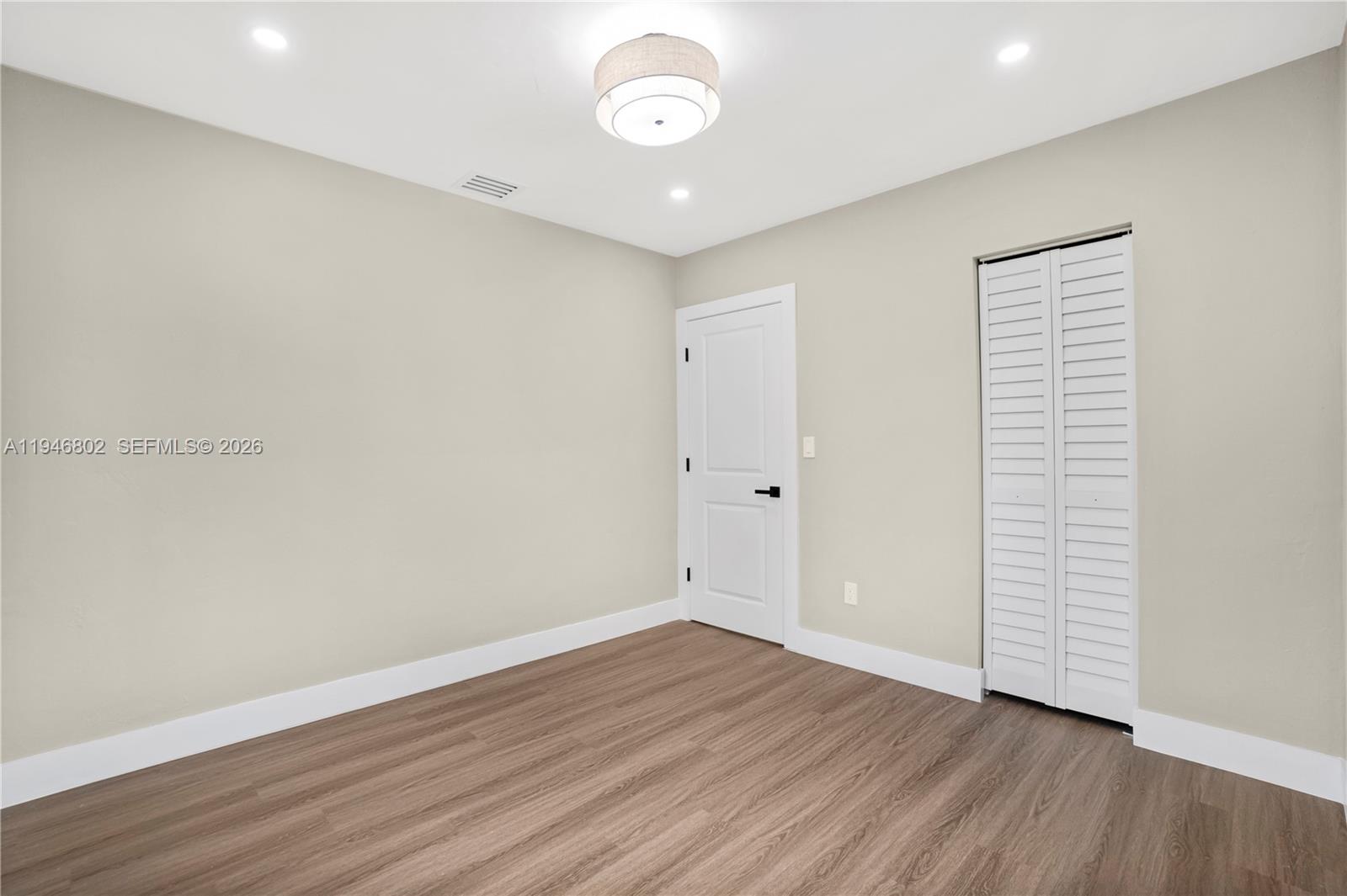 W BUENA VISTA CEN - Residential