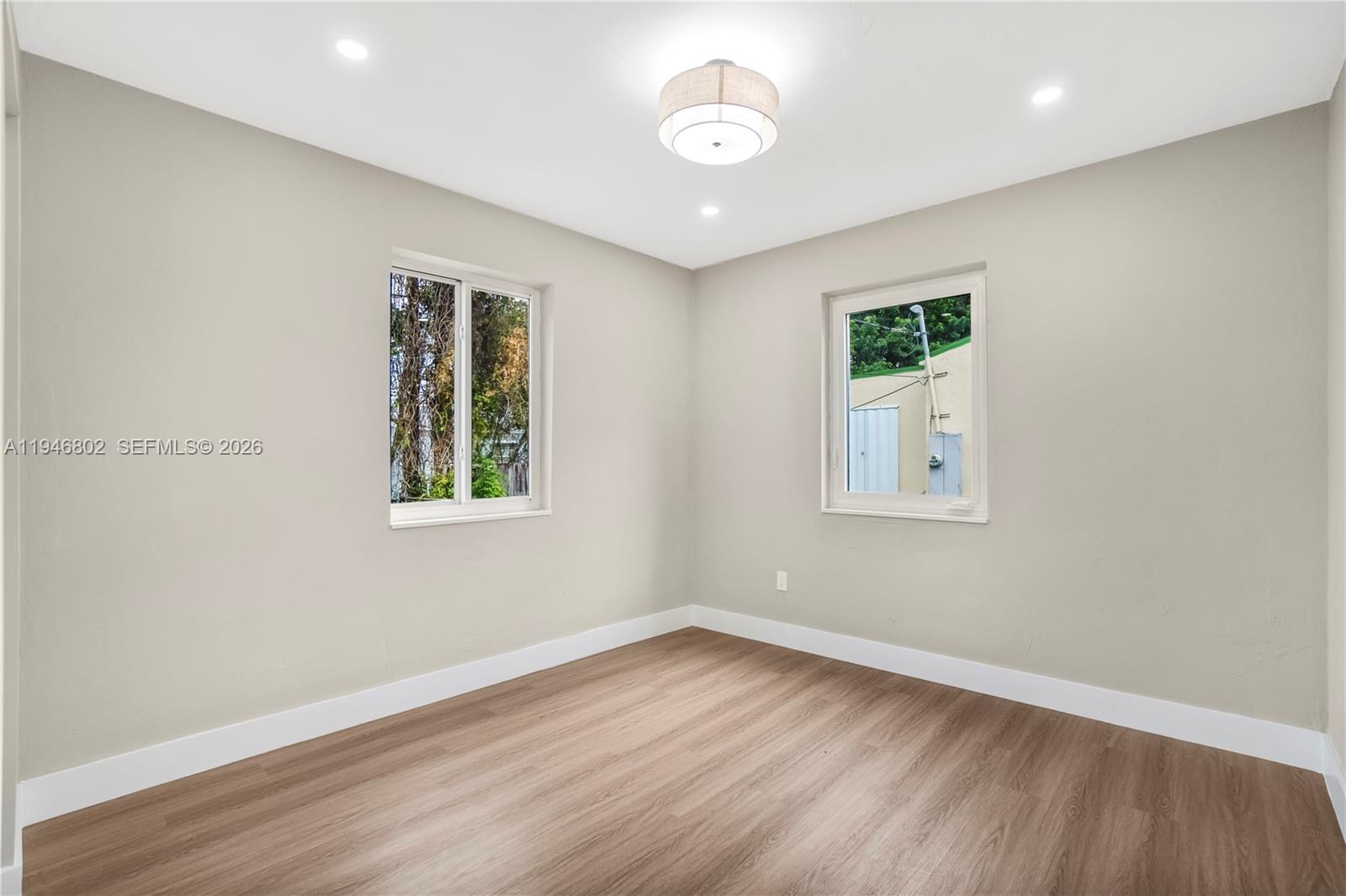 W BUENA VISTA CEN - Residential