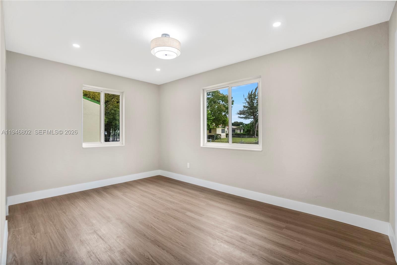 W BUENA VISTA CEN - Residential