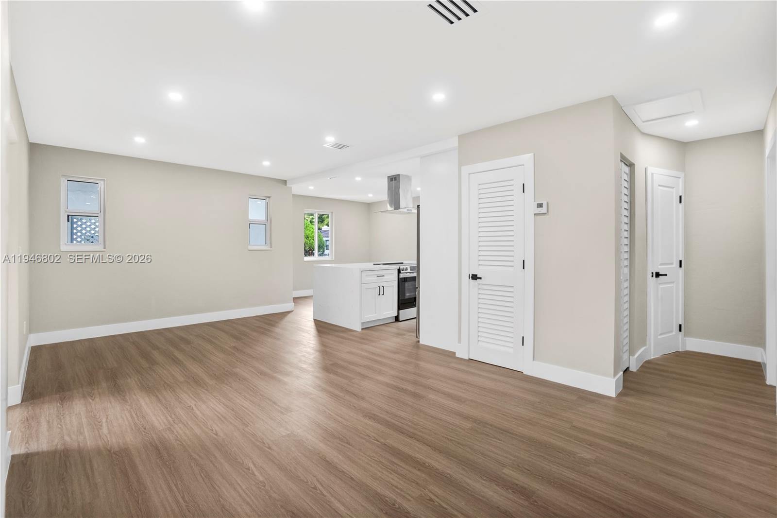 W BUENA VISTA CEN - Residential