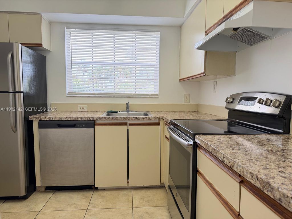 Photo of 680 Cypress Club Way #F10, Deerfield Beach, FL 33064 (MLS # A11982142)