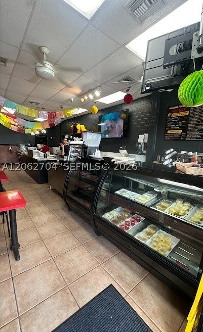 1426 W 49 St