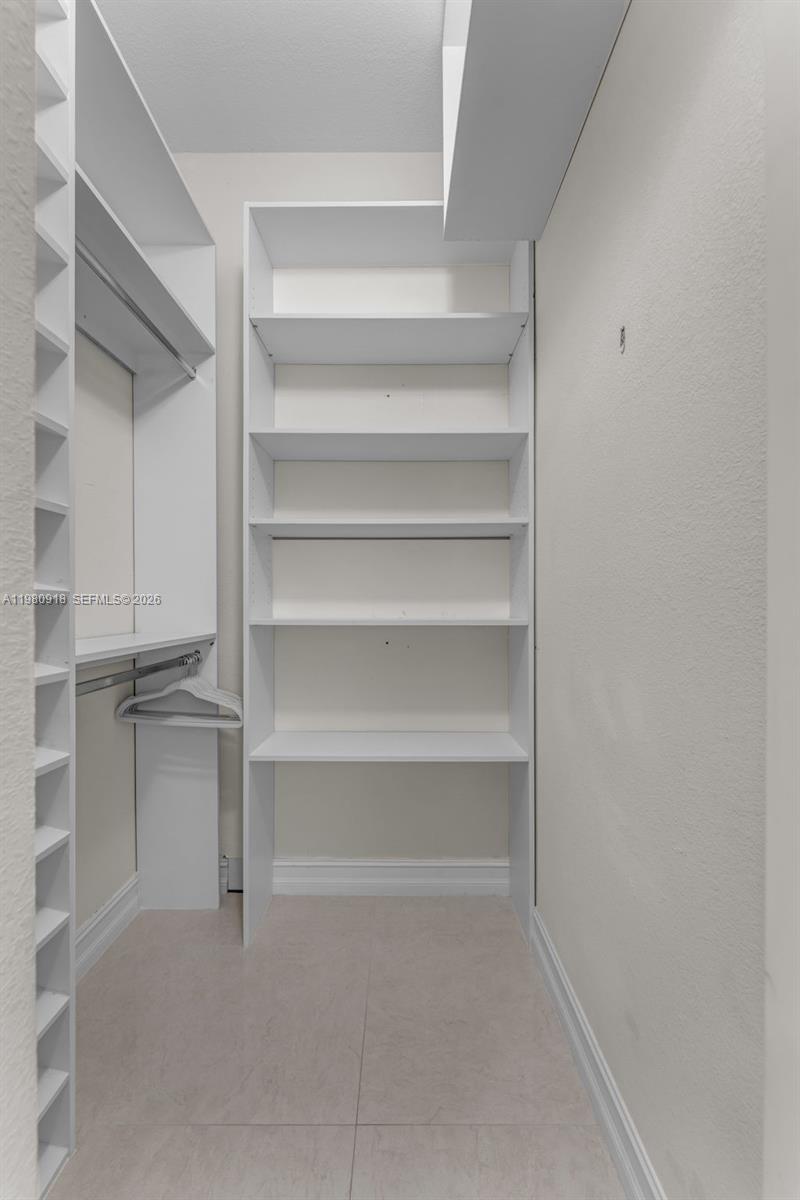 KEY LARGO PARK AMD - Residential