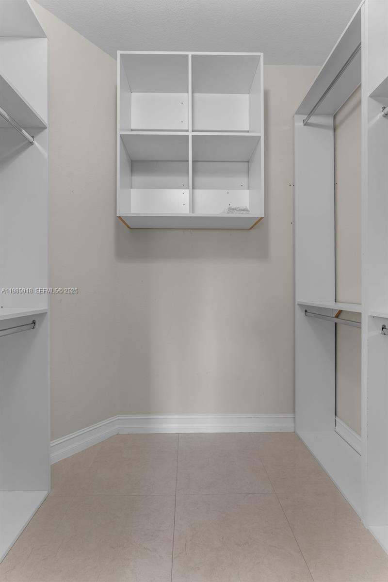 KEY LARGO PARK AMD - Residential