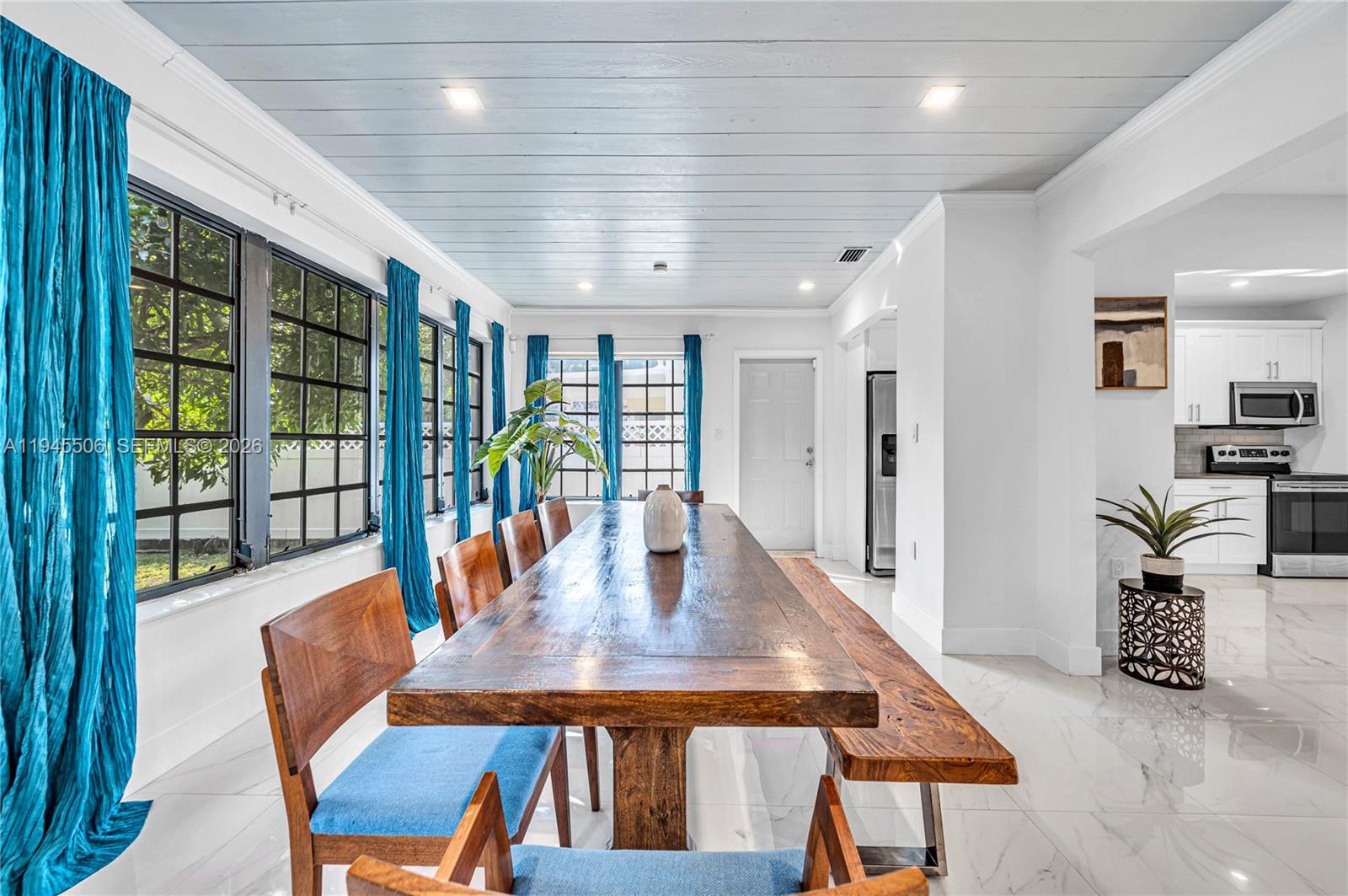 GRAPELAND PARK - Residential