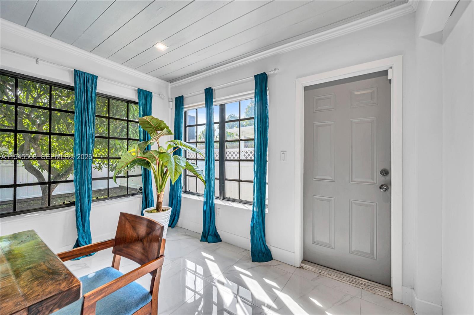 GRAPELAND PARK - Residential