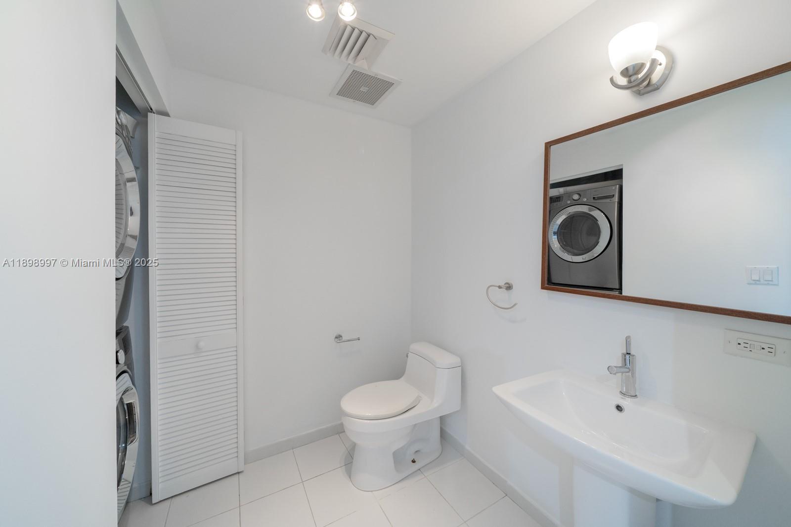 TWO MIDTOWN MIAMI CONDO - Residential