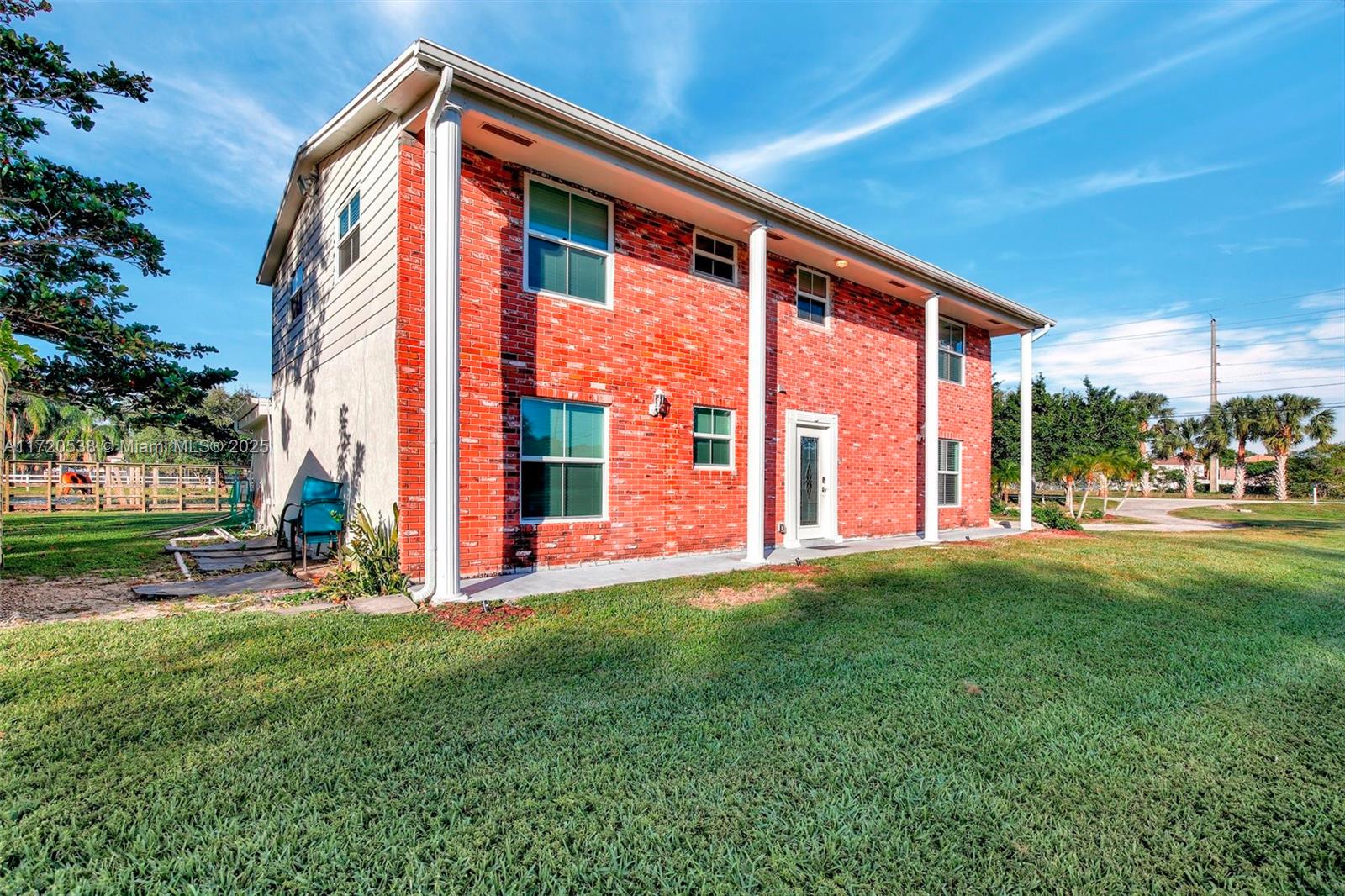 1201 Old Hiatus Rd