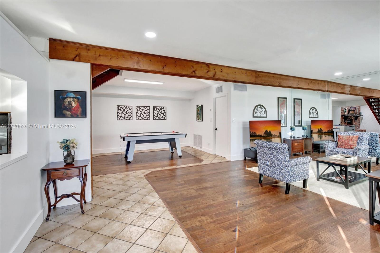 1201 Old Hiatus Rd