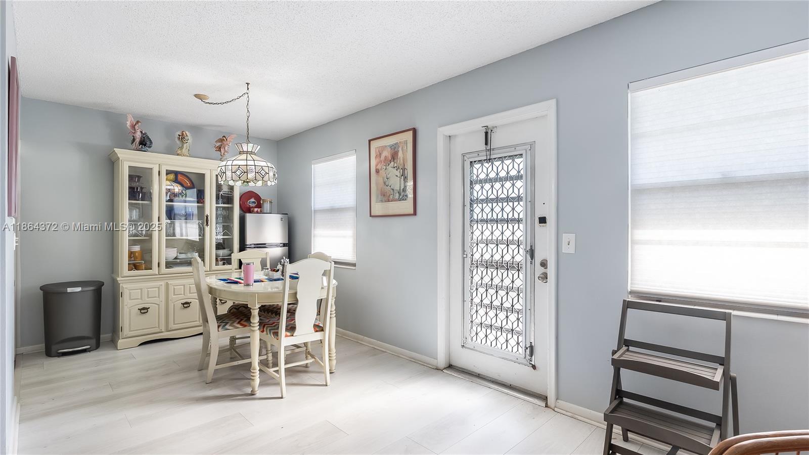 1032 Ellesmere B 1032