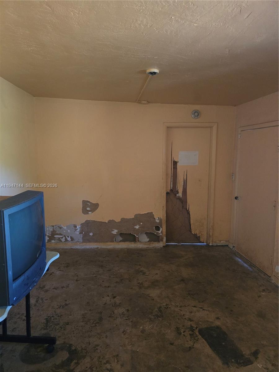 LIBERTY HOMES ESTATES SEC - Residential