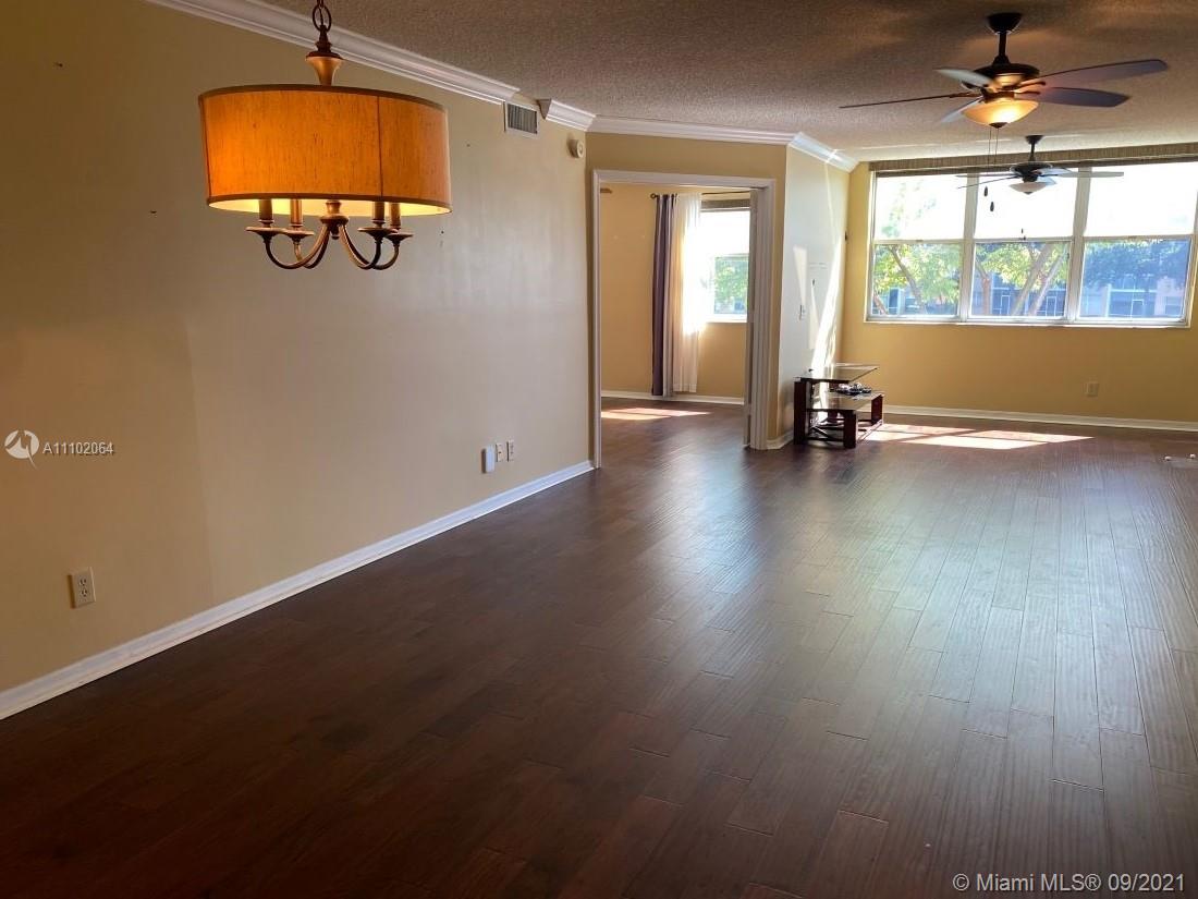 SUNRISE LAKES 207 CONDO - Residential