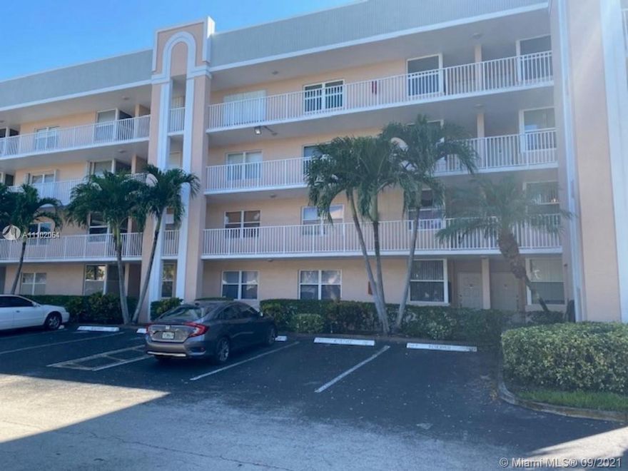 Located in the desirable gated community of Sunrise lakes IV . This waterfront condo is beautiful, highly maintained, Spacious, move in ready. This beautiful unit features 2 bedrooms and 2 baths, laundry or utility room with a new full-size washer and dryer. Neutral colors tile, Huge kitchen, stainless  steel appliances, extra spacious living area. Double doors to master suite, large walk-in closet. Lots of guest parking in front of the building, assigned parking space. 
Sunrise Lakes 4 is an active adult community that offers multiple and outstanding amenities such as theater, live shows, tennis, clubhouse, gym, pool, billiards, golf which is included in monthly maintenance, courtesy bus   and much more. Located close to  Sawgrass Mall, great restaurants and much more. Owner motivated