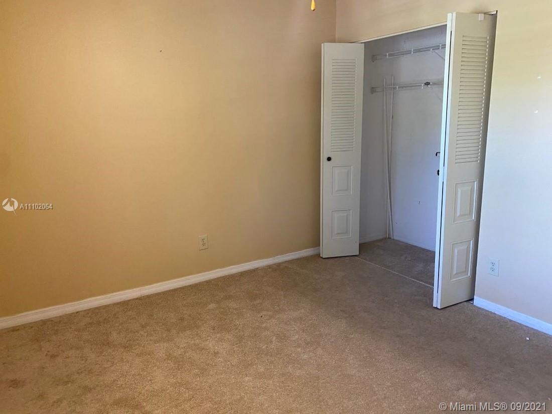 SUNRISE LAKES 207 CONDO - Residential