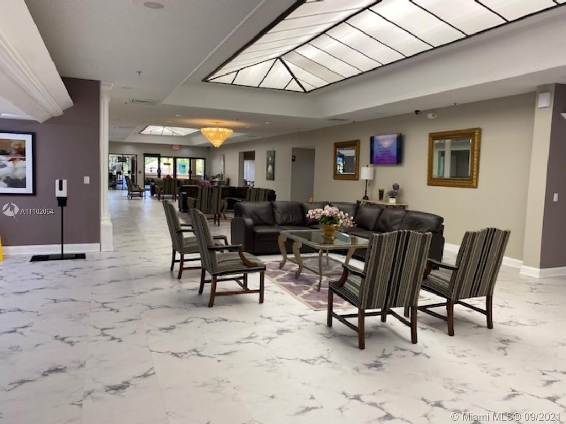 SUNRISE LAKES 207 CONDO - Residential