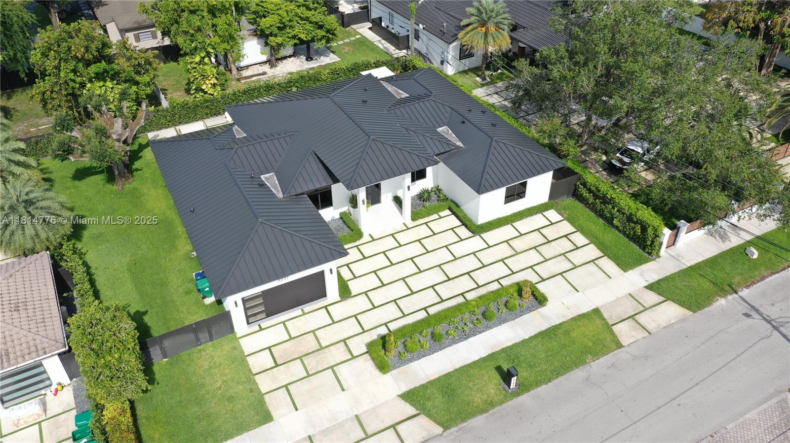 3237 SW 99th Ave