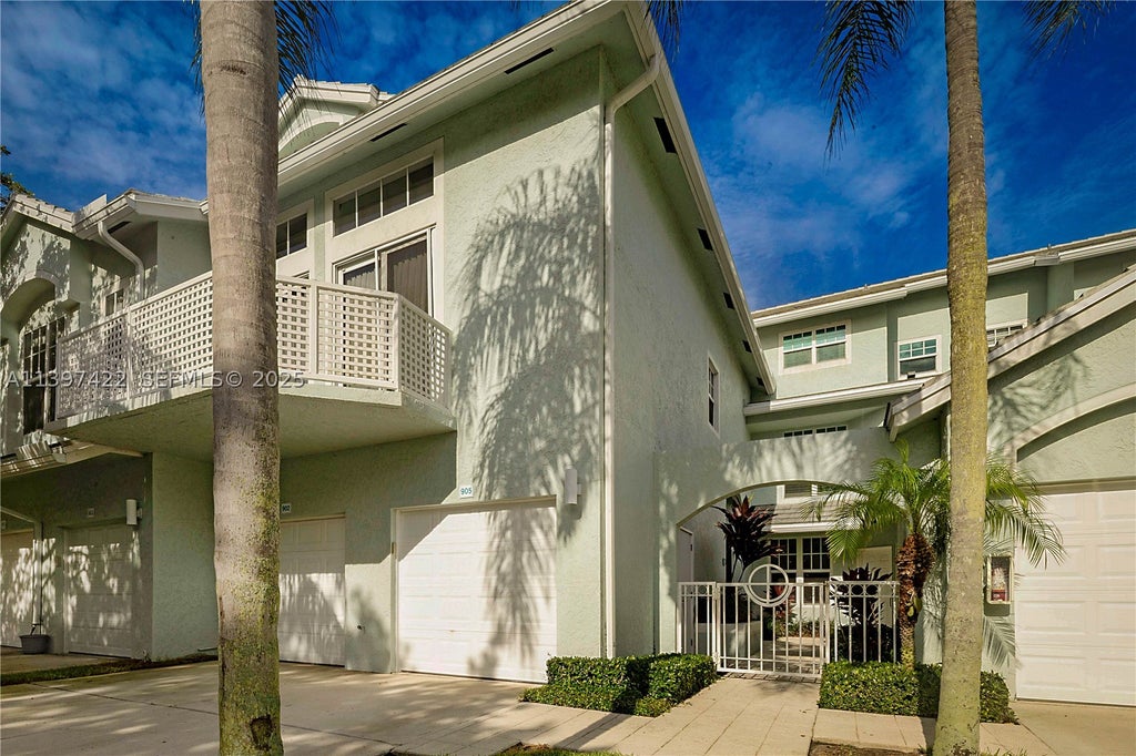 Photo of 905 Mainsail Circle #905, Jupiter, FL 33477 (MLS # A11397422)