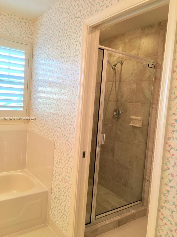 Sea Colony Condo - Residential Lease