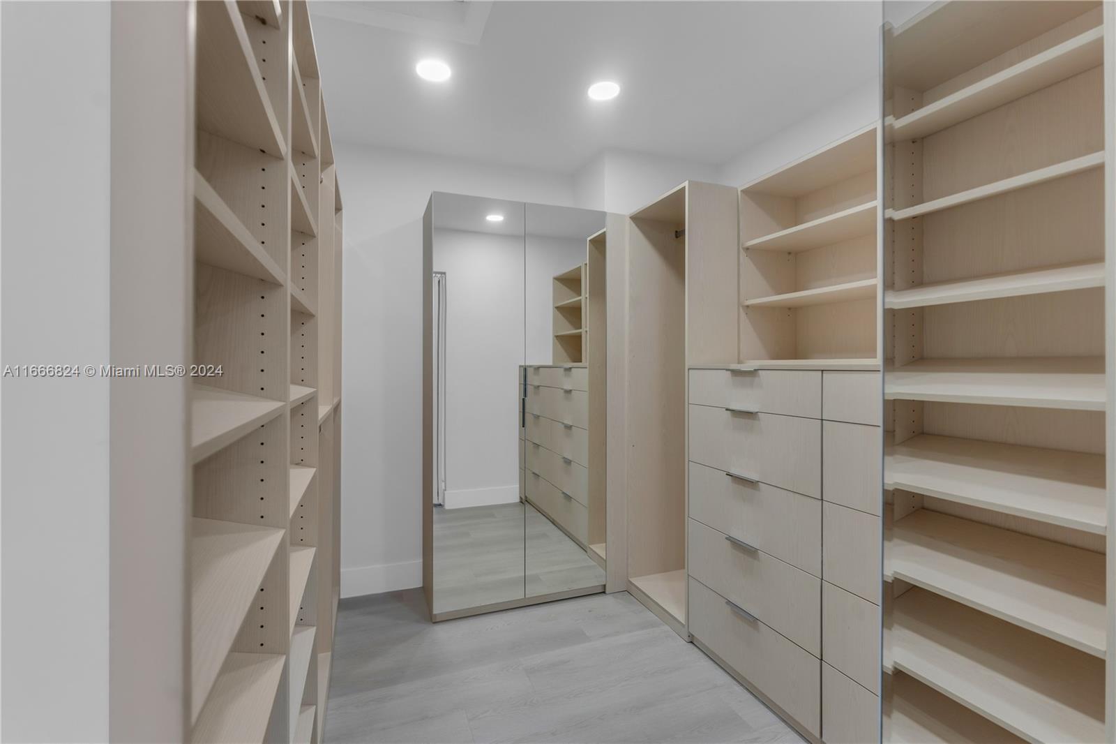 DORAL ISLES CAYMAN - Residential Lease