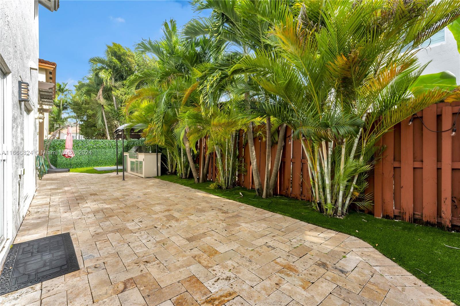 DORAL ISLES CAYMAN - Residential Lease