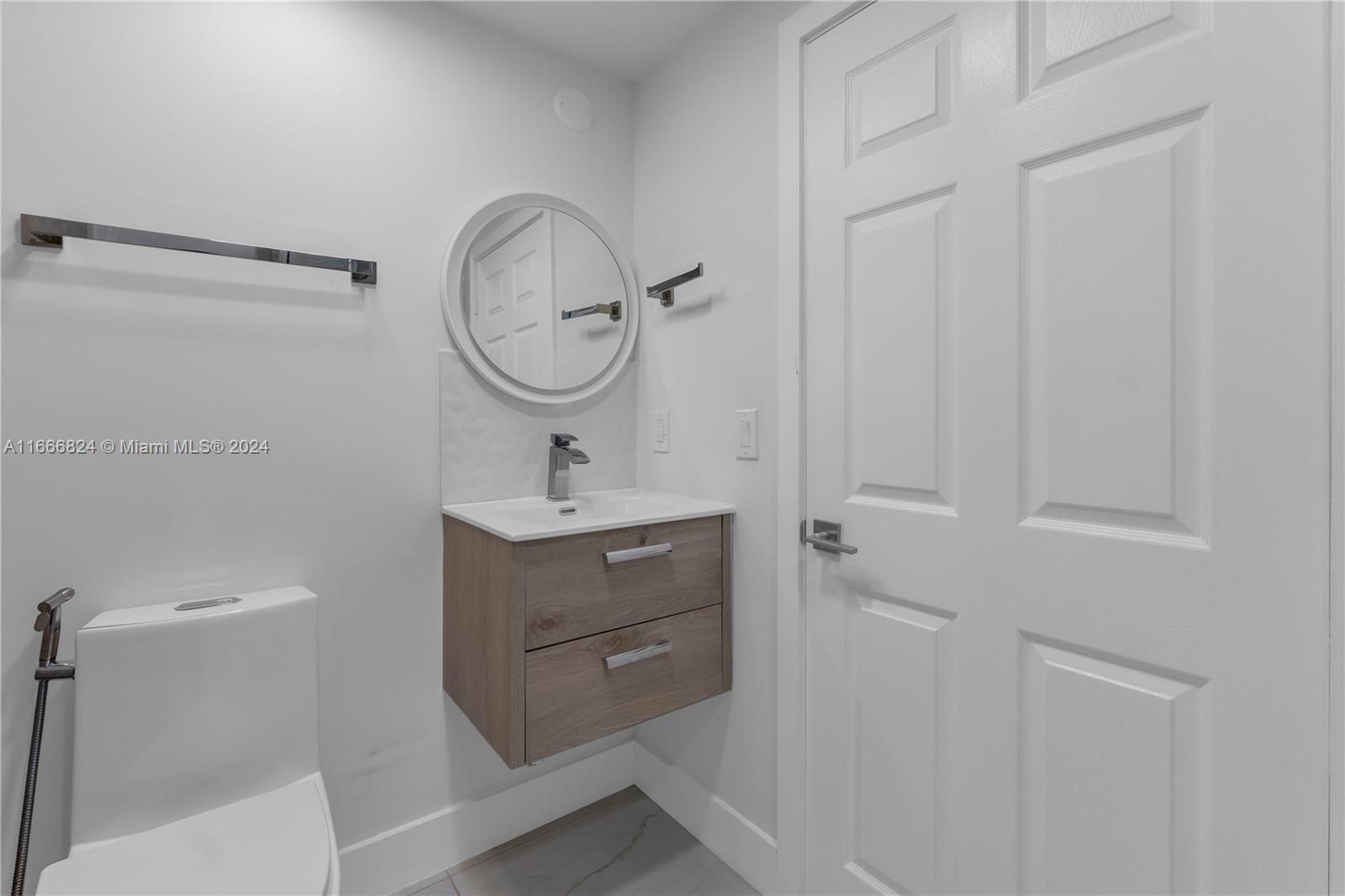 DORAL ISLES CAYMAN - Residential Lease