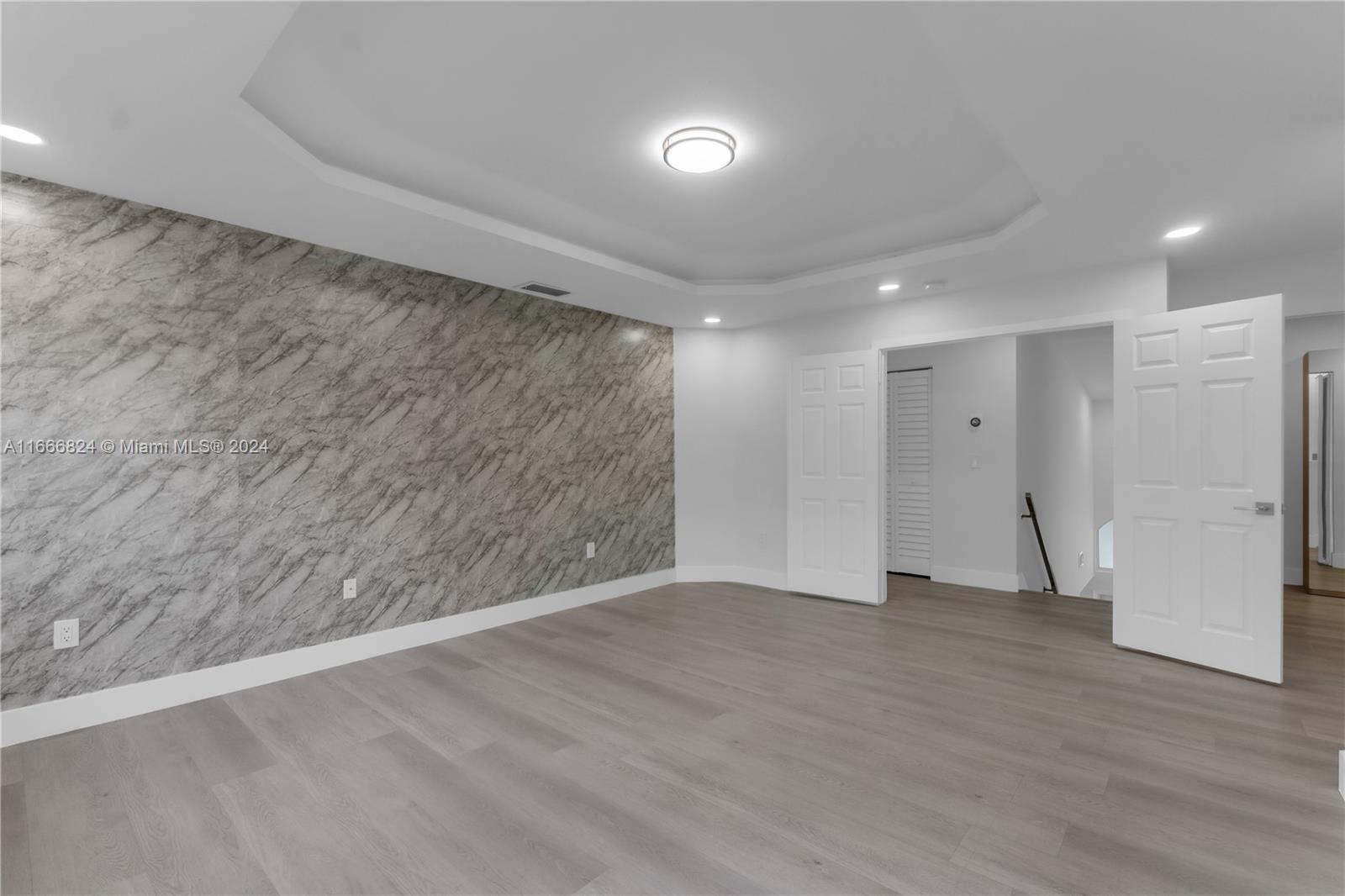 DORAL ISLES CAYMAN - Residential Lease