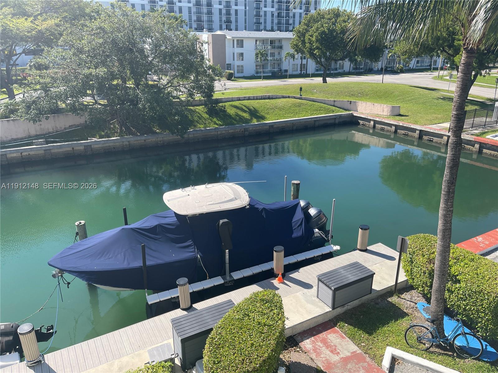 CRICKET CLUBHOUSE CONDO - Residential