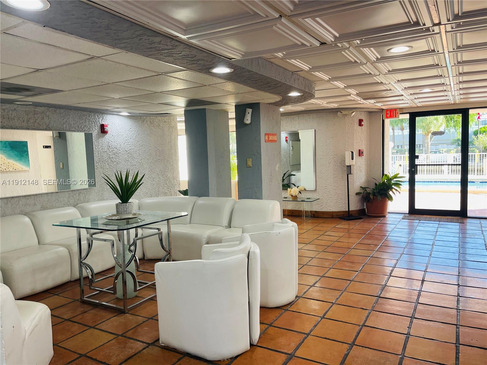 CRICKET CLUBHOUSE CONDO - Residential