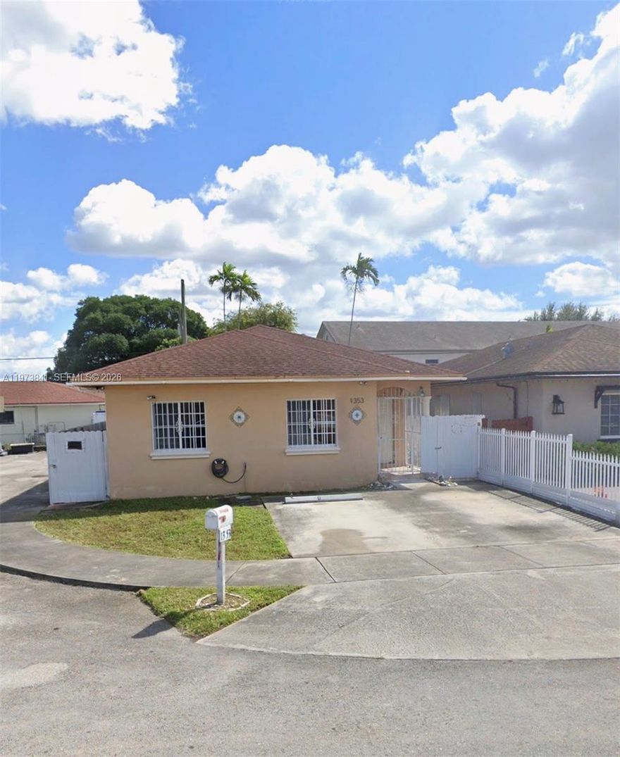 Spacious 3-bedroom, 2-bathroom home located in the heart of Hialeah. This well-maintained property offers a comfortable layout with generous living areas, a bright kitchen, and ample natural light throughout. The primary bedroom features a private bath, and the additional bedrooms provide plenty of space for family, guests, or a home office.
Conveniently situated near top-rated schools, major expressways for easy commuting, popular shopping centers, restaurants, parks, and local hospitals. Enjoy the benefits of living in a vibrant community with everything you need just minutes away.
Perfect for families or anyone looking for comfort, convenience, and a prime location!