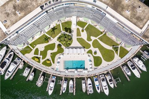 900 Bay Dr (YACHT SLIP) Miami Beach FL 33141