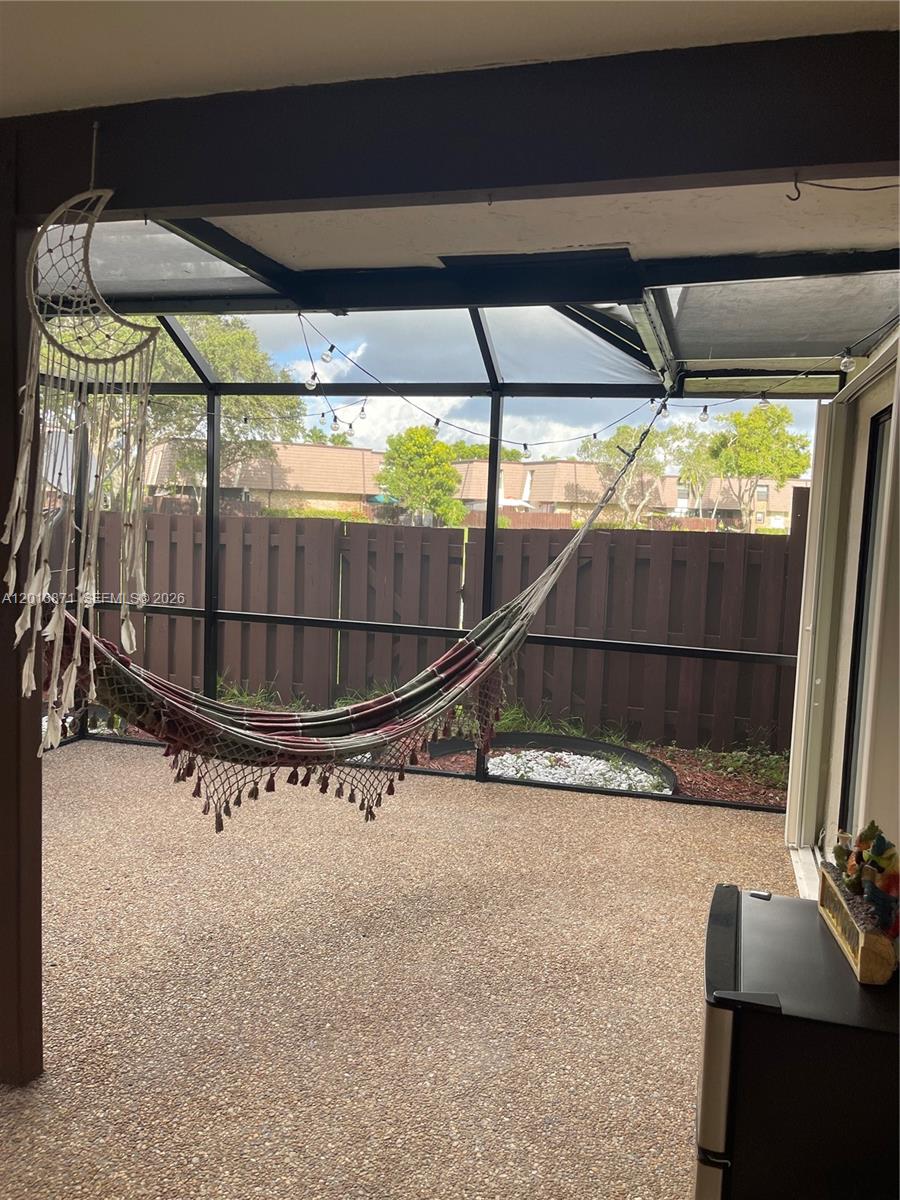 PARKSIDE 117-18B - Residential Lease