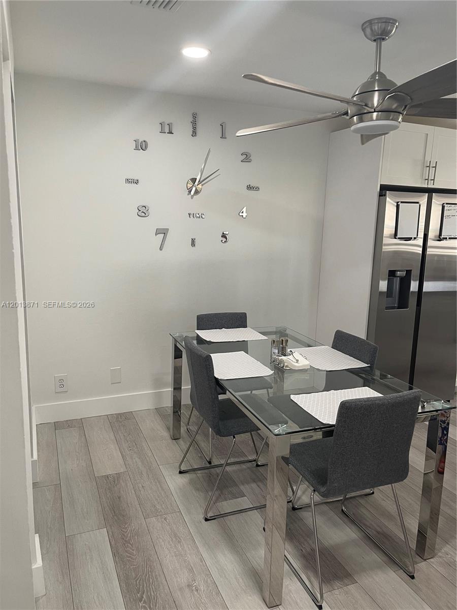 PARKSIDE 117-18B - Residential Lease