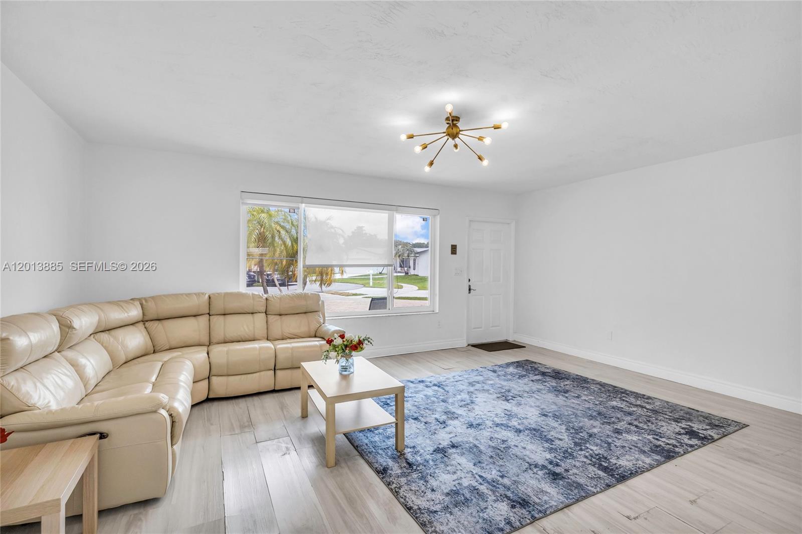PEMBROKE LAKES SEC 6 - Residential