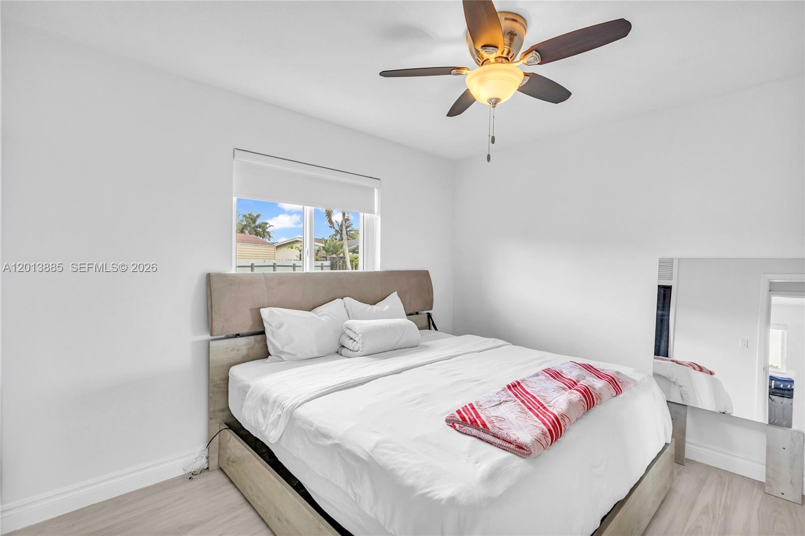PEMBROKE LAKES SEC 6 - Residential