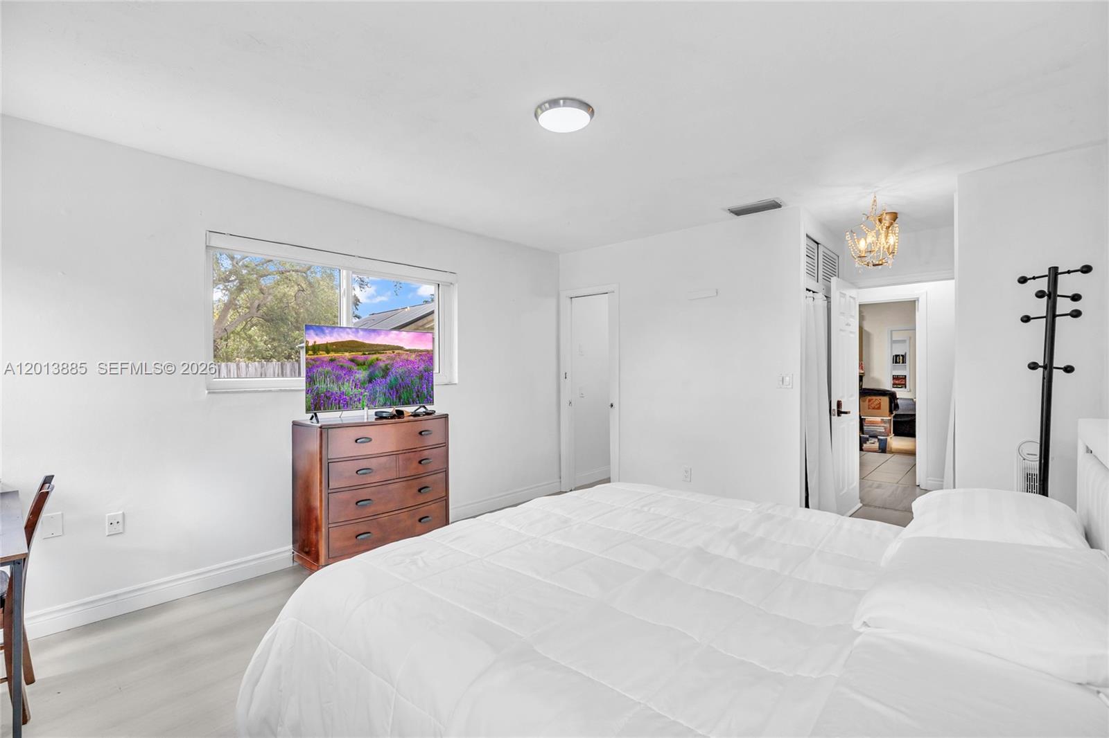 PEMBROKE LAKES SEC 6 - Residential