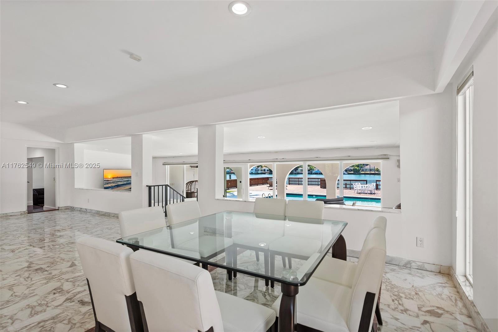 BISCAYNE POINT - Residential