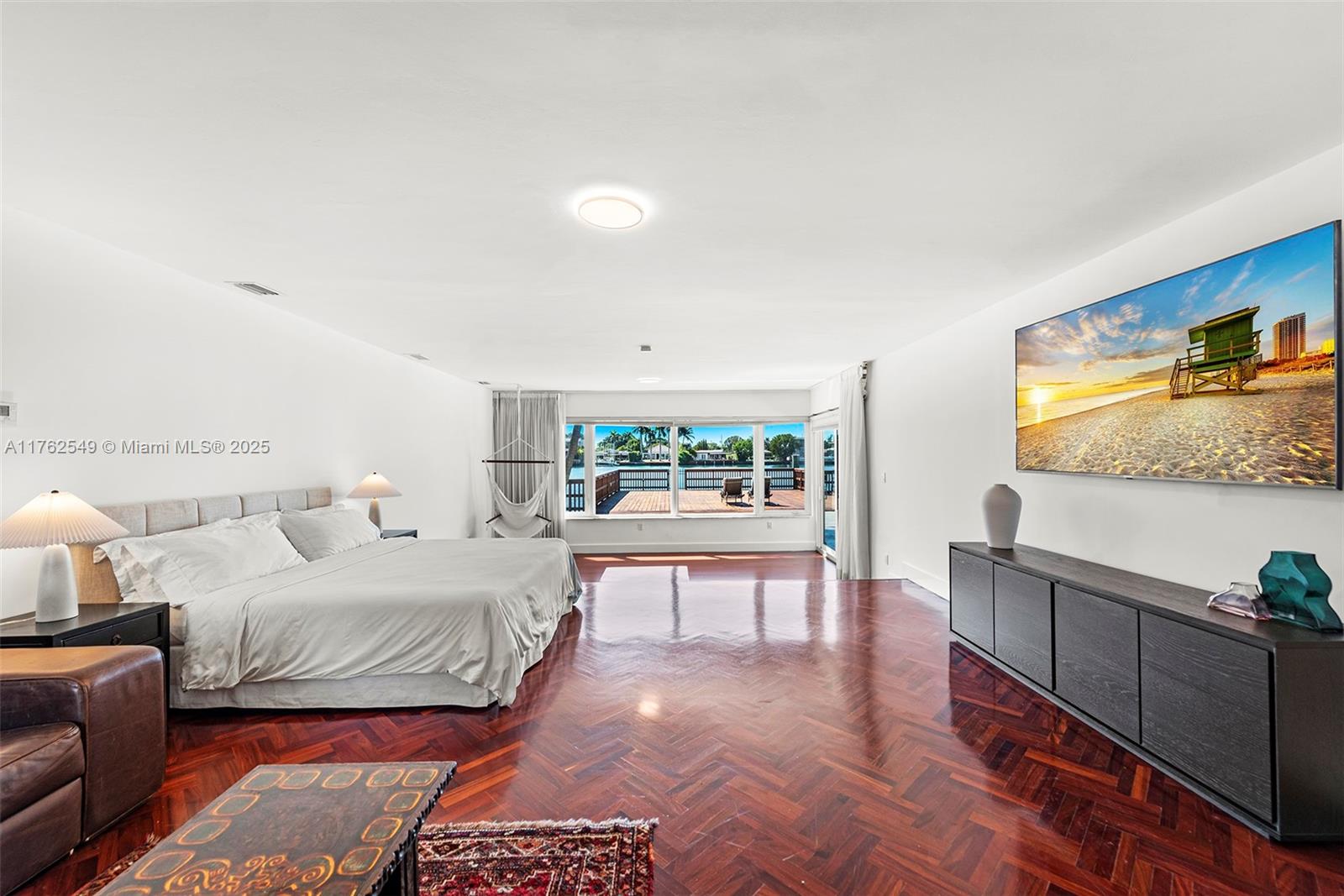BISCAYNE POINT - Residential
